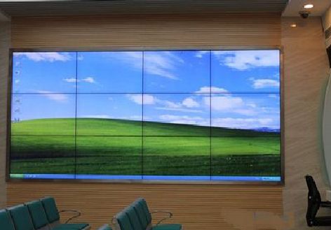 开阳液晶拼接屏的另类用法。